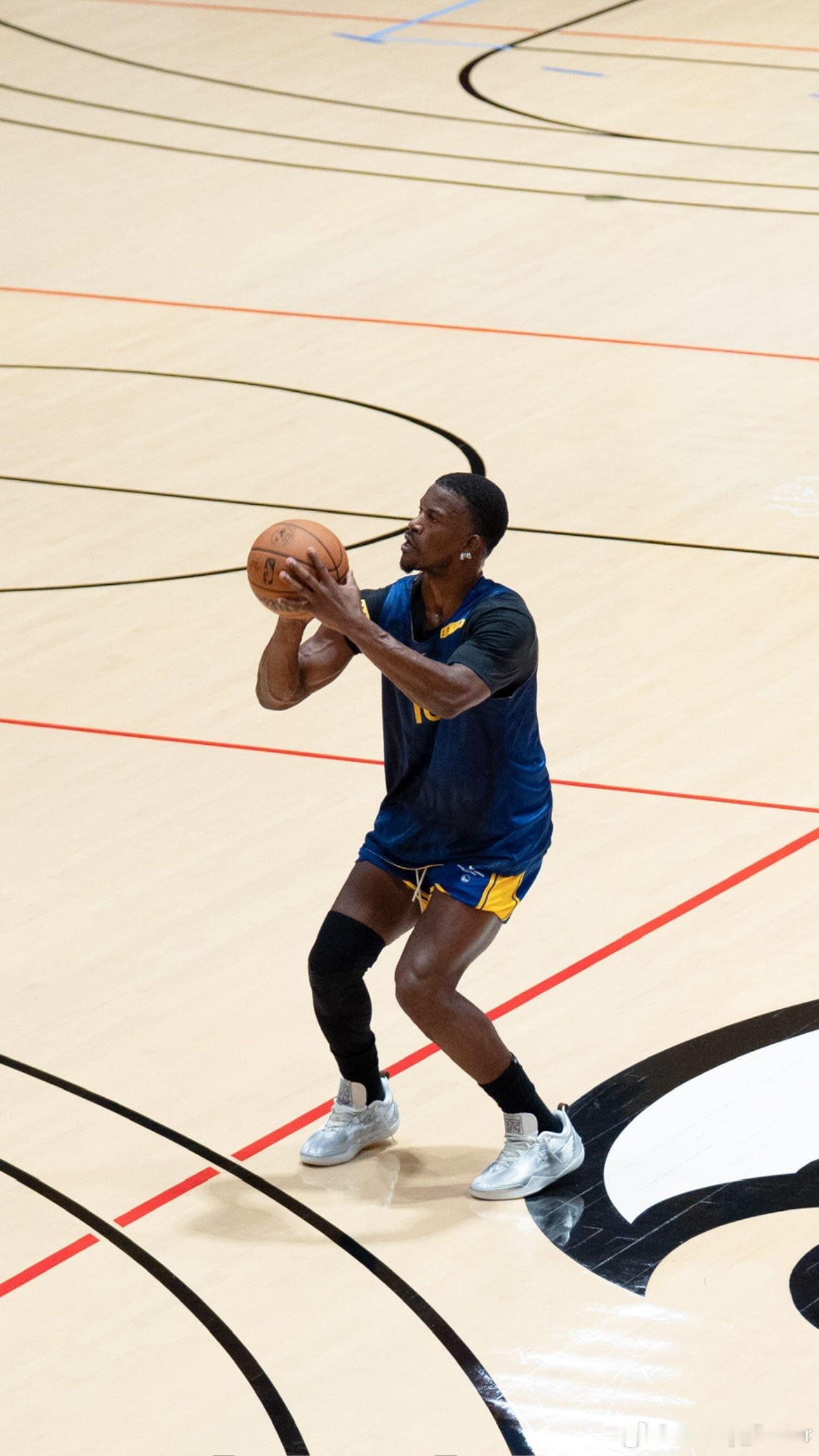 hoops in hawaii金州勇士[超话]巴特勒NBA ​​​