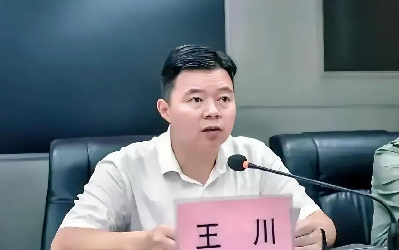 王川，堪称“跨界风云人物”！其职业生涯轨迹犹如一部跌宕起伏的大片，从柳州启航，途