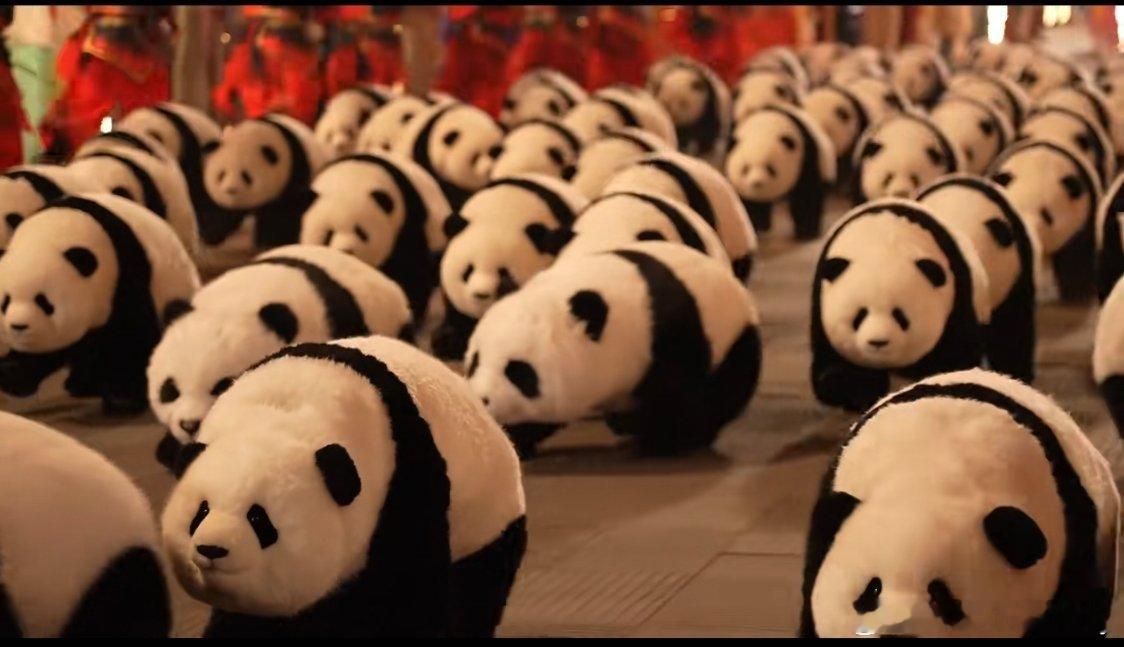 魔法原子就熊猫机器人发声明春晚同款熊猫机器人被声明首创 今年惊艳春晚舞台的“机器