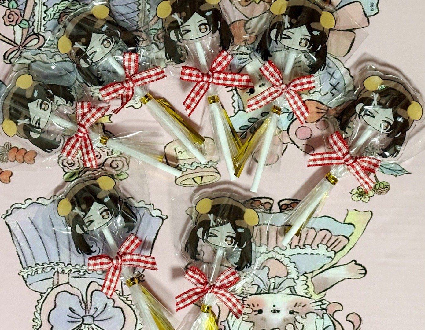 又到了一个可爱的物料，依旧是姜暮宝宝，也是订了50个去生日会 */家里灯光太暗了