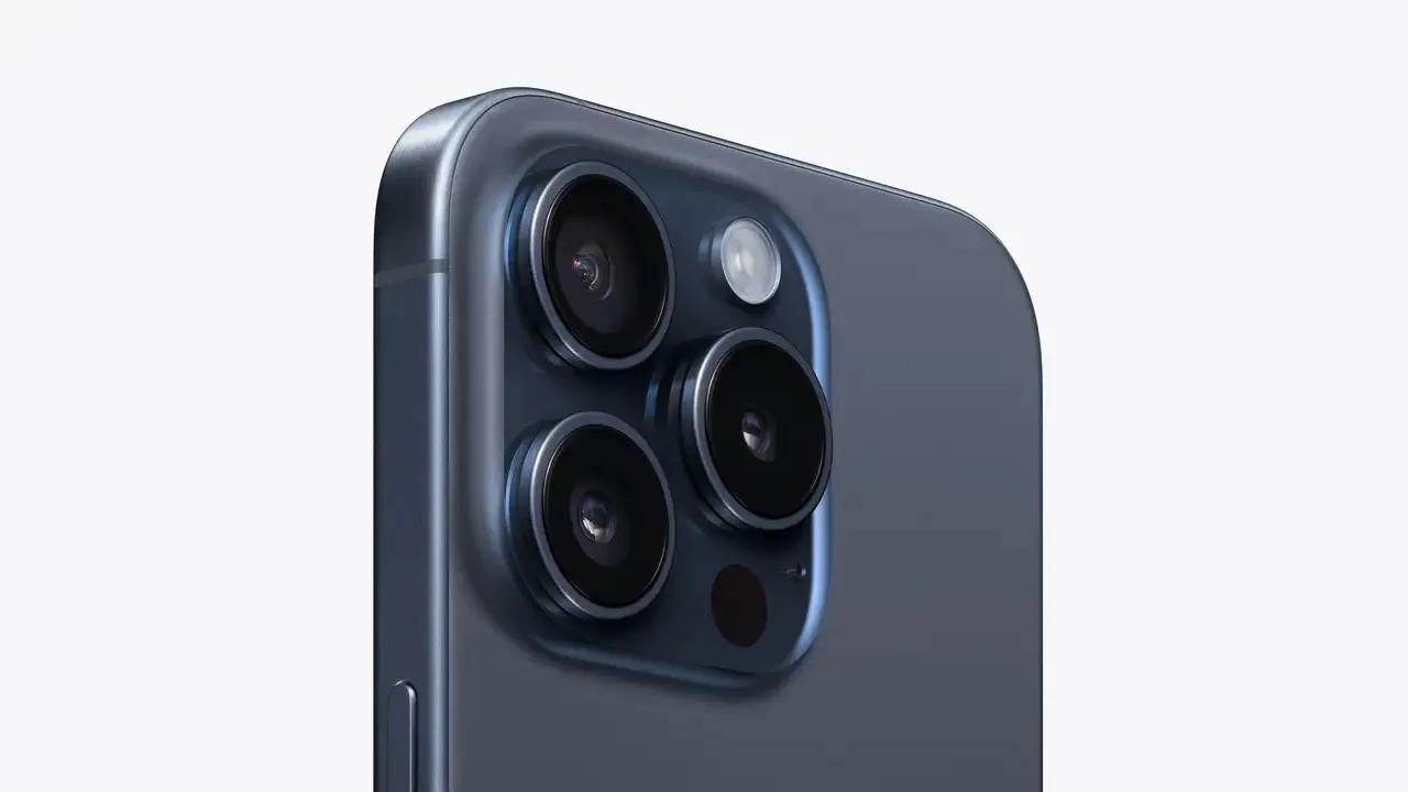 #iPhone 15全系降价#iPhone 15全系列在电商平台上降价了！其中，