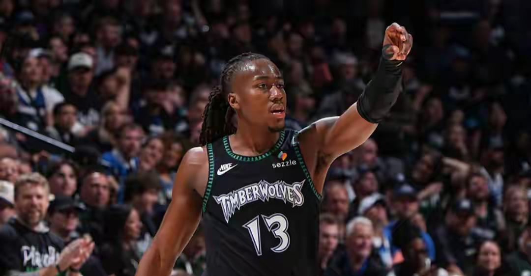 盘点NBA今夏六份过亿合同，值吗？
联盟收益，水涨船高，薪资膨胀，已成常态，合同