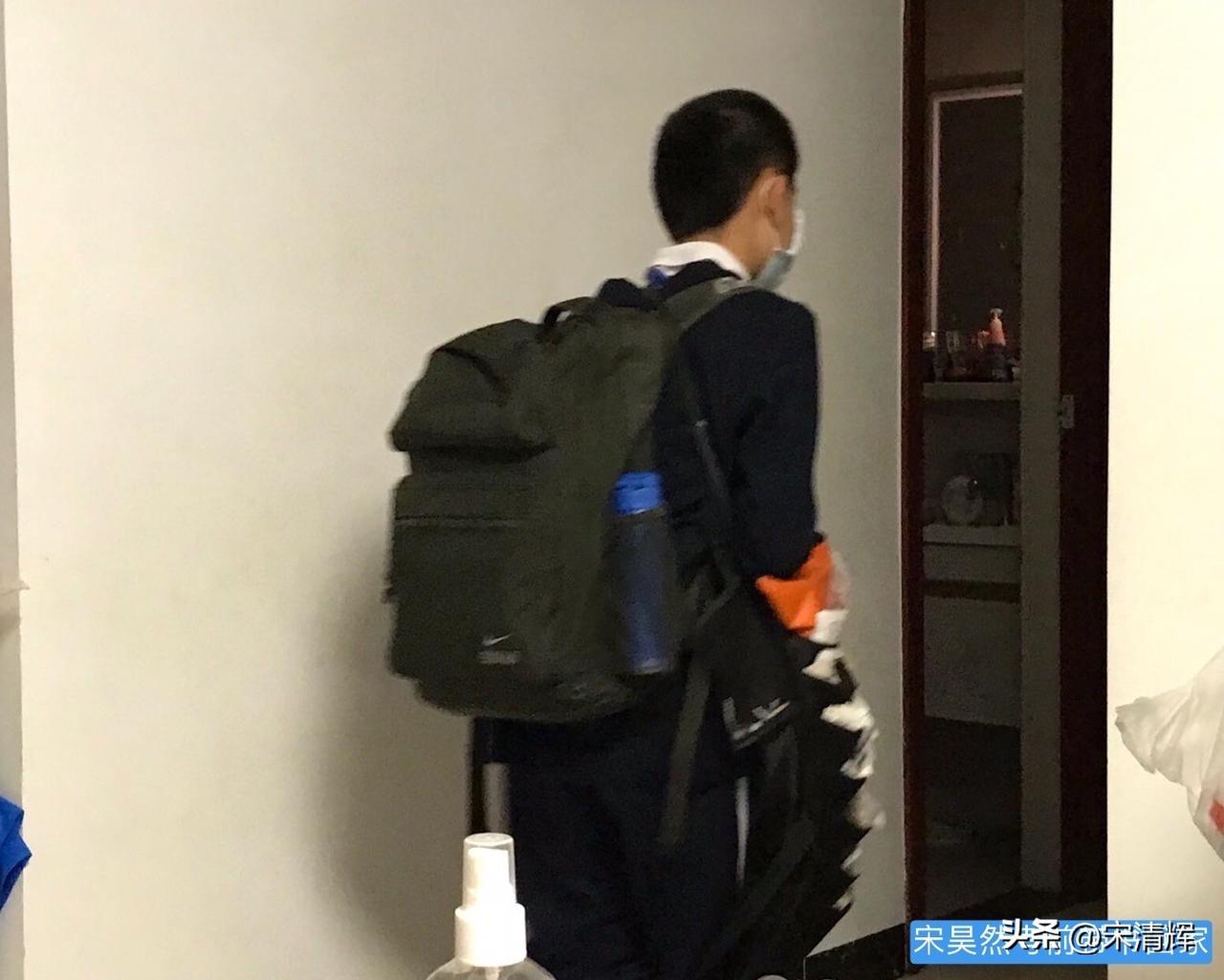 （1570）：只要孩子能够好好活着，我愿意付出一切。可惜人间配不上他高贵的灵魂，