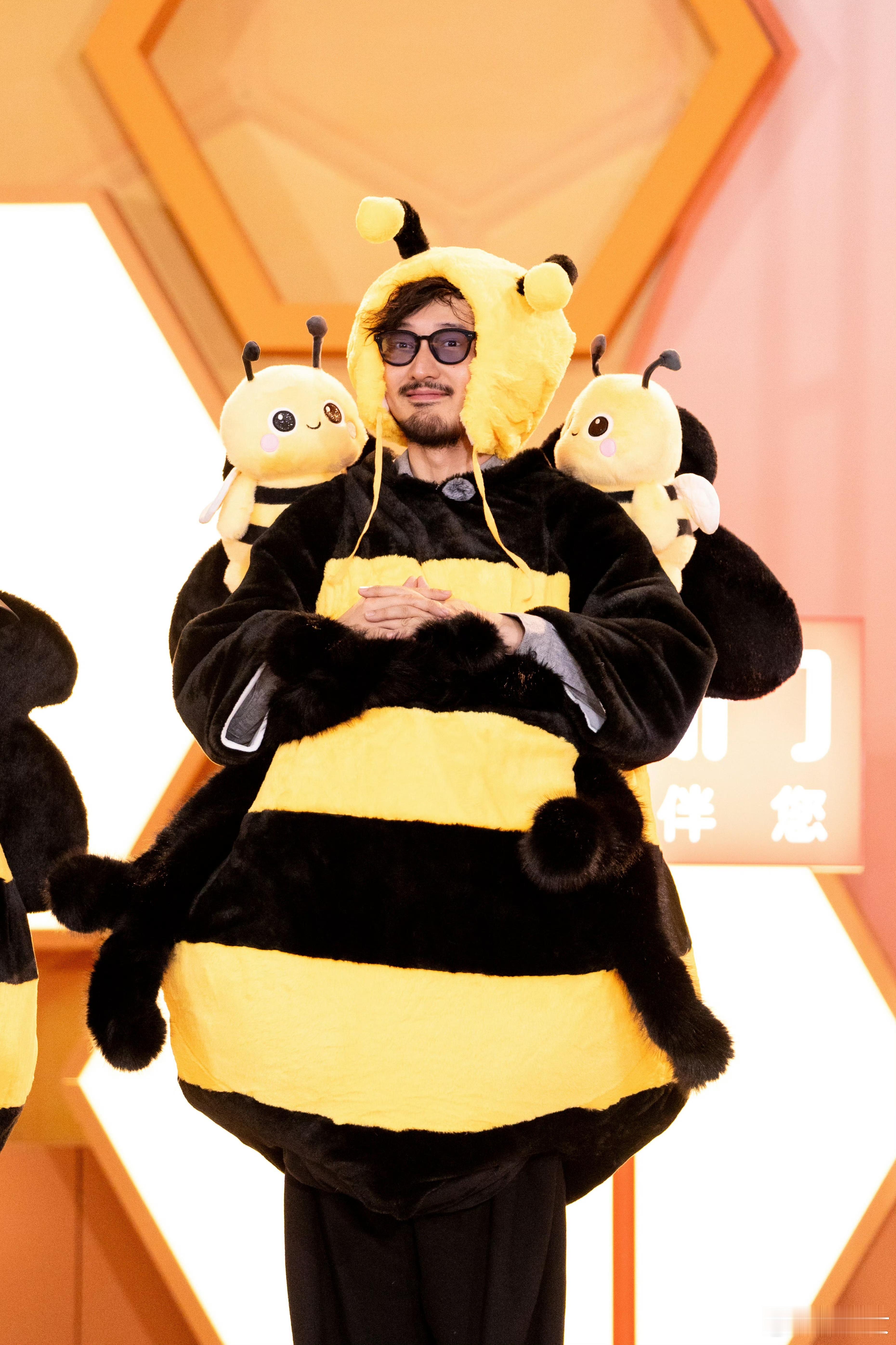 王传君从业技能这块堪比豆包王传君真的总能打破大家的固有印象，演戏和说唱双开花，每