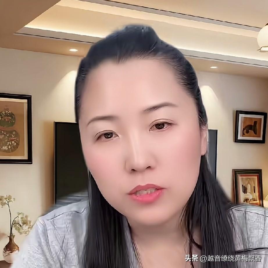 刘双是赵本山的女儿球球的贴身管家，她在直播间透露，她的姐姐一直以来也在赵本山老师