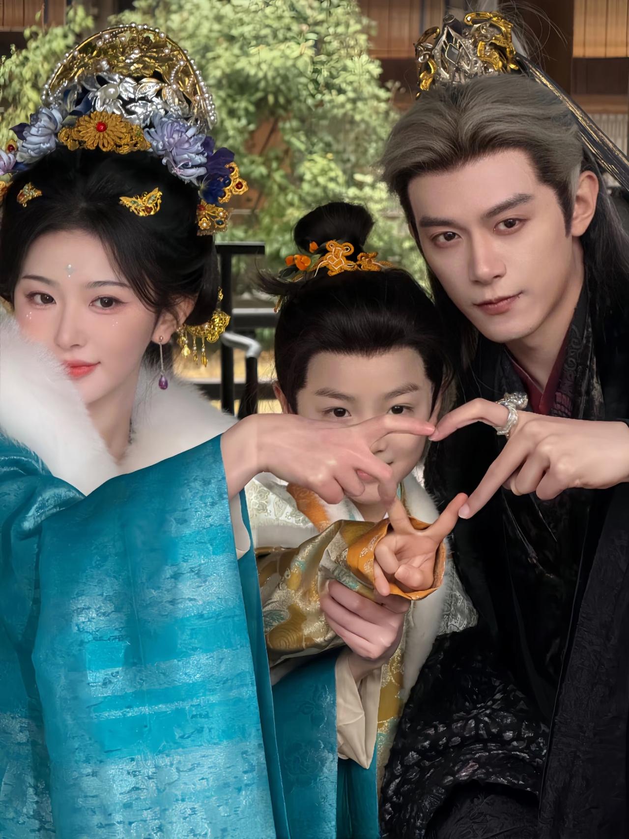 承德太子的儿子是齐旻，齐旻的儿子是俞宝儿。

齐旻想要刀了俞宝儿，可不是单纯的嫉