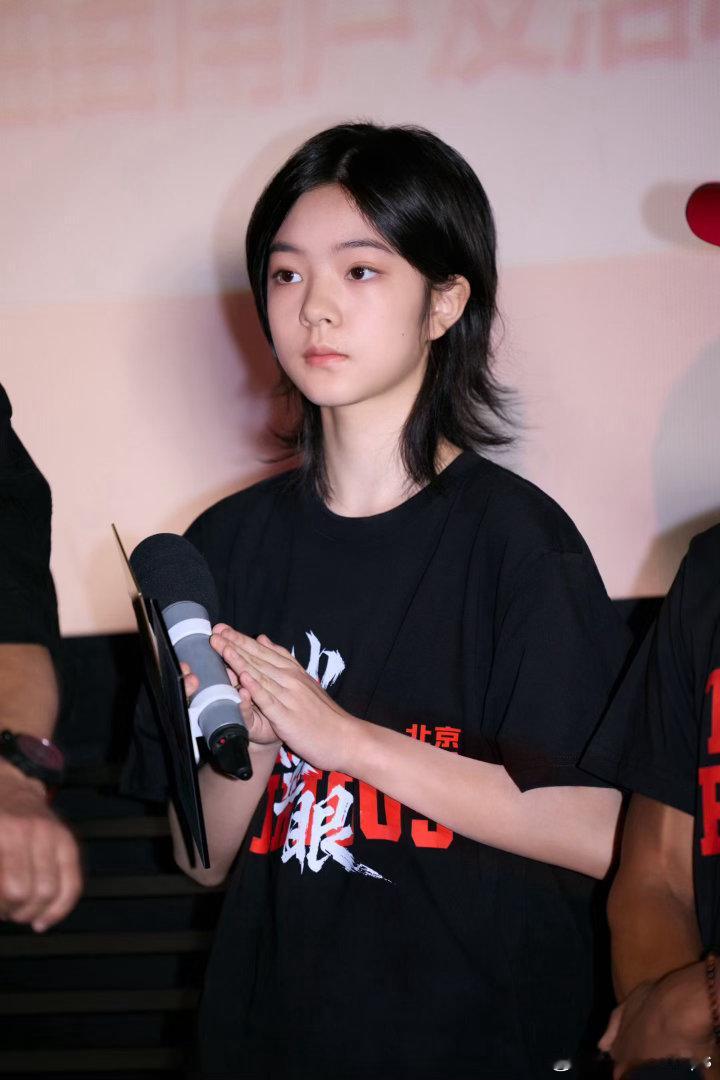 杨恩又火遮眼演技杨恩又火遮眼vlog透过剧组vlog能看见杨恩又对表演的热忱，拍