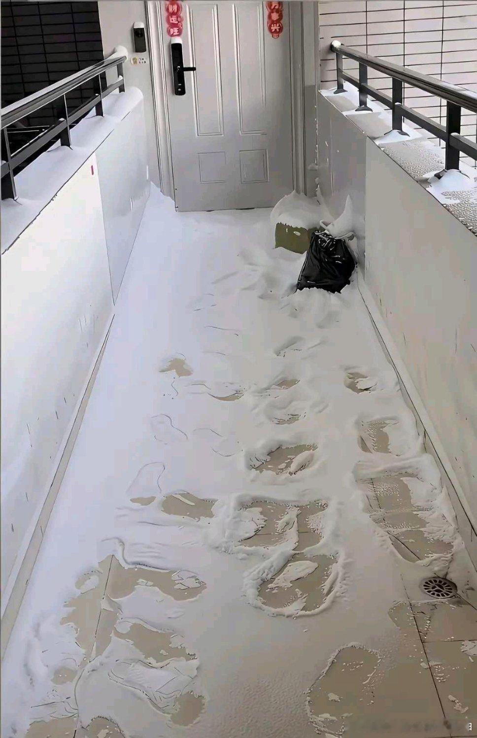 再也不买这样的高层了 