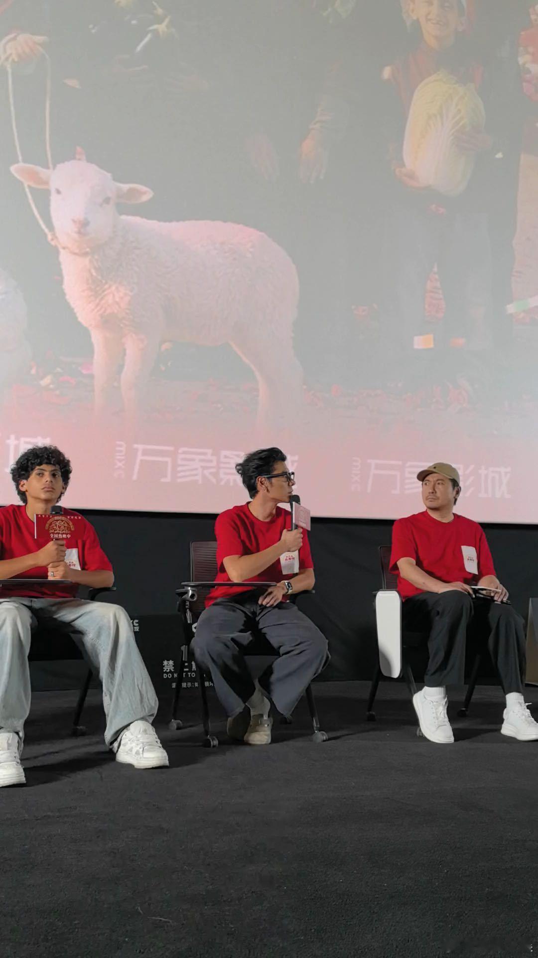 蒋奇明讲述马俊生的遗憾马俊生的遗憾是没当上老板两种解读形成有趣对比，蒋奇明共情角