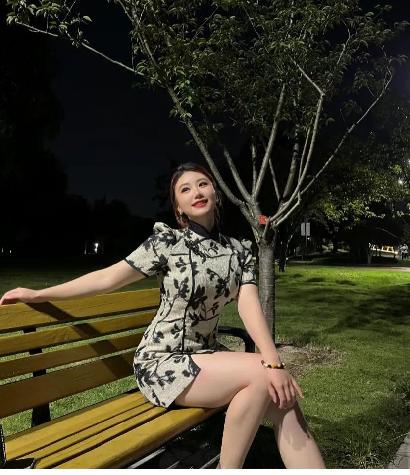 喜欢肉腿的有福了
低体脂不一定就是最好，我享受我当下的状态，我喜欢我自己的身体就