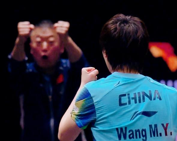 今天女单决赛，我们的王曼昱以4:0打败对手，王曼昱是我中华人民的骄傲，打出了气势