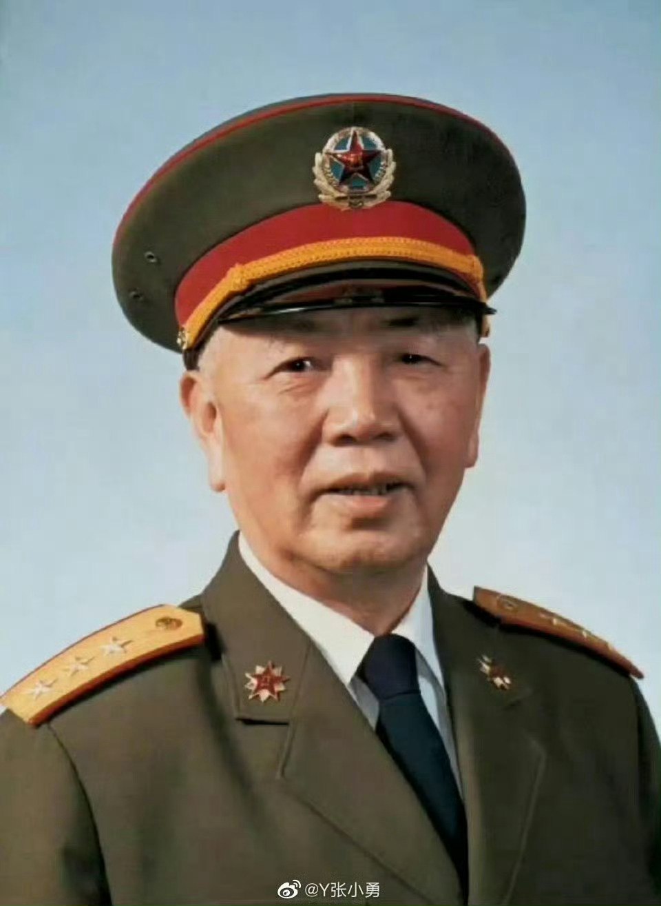 2011年1月14日，被誉为“中国航母之父”的刘华清上将在京逝世，享年95岁。缅