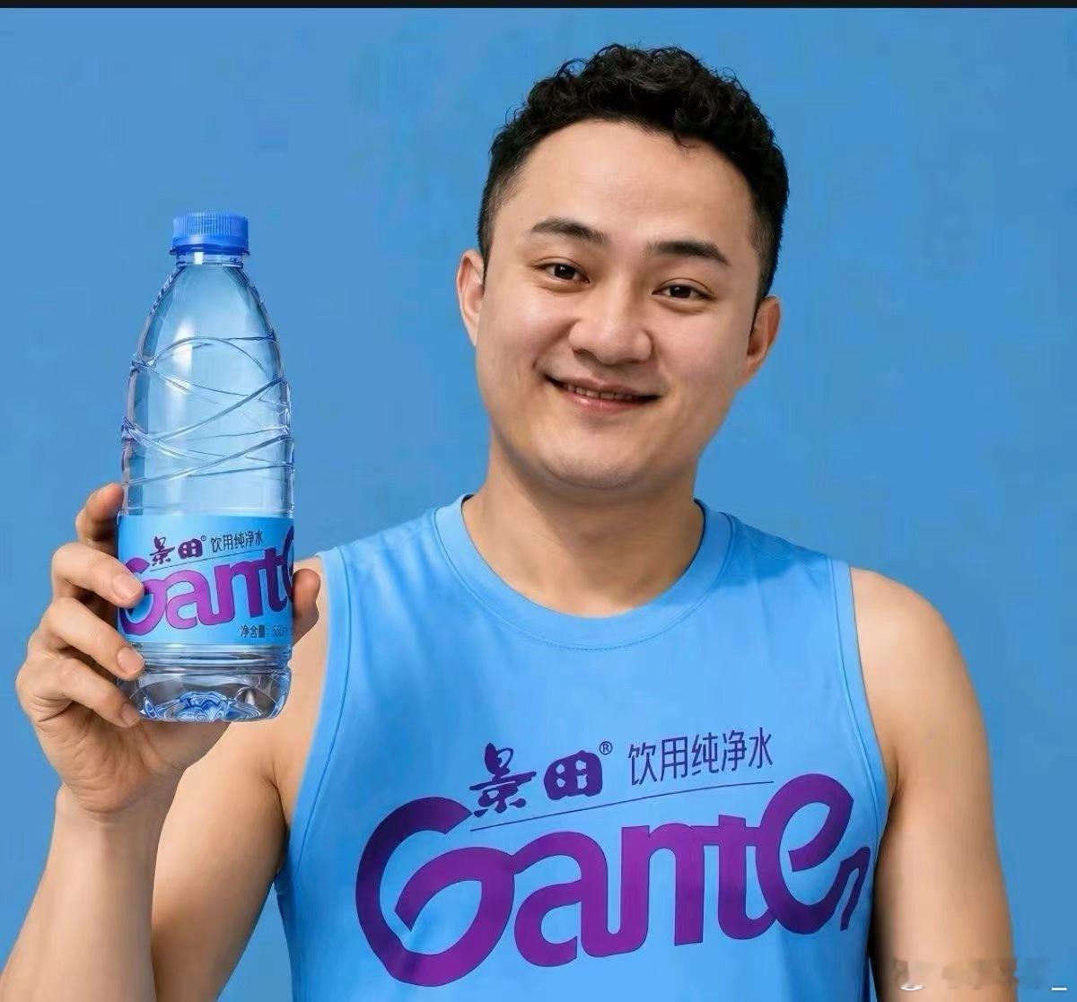 孙割你别说，在母校还是妥妥的最杰出校友，紫薇星下凡！ ​​​