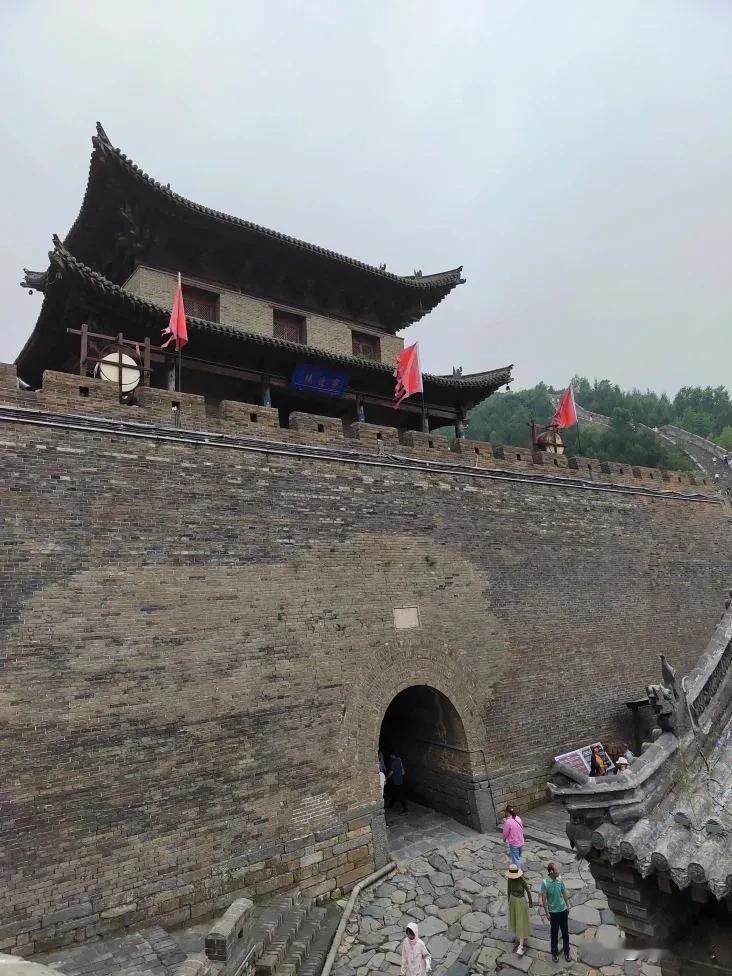 古城墙外，岁月静好。