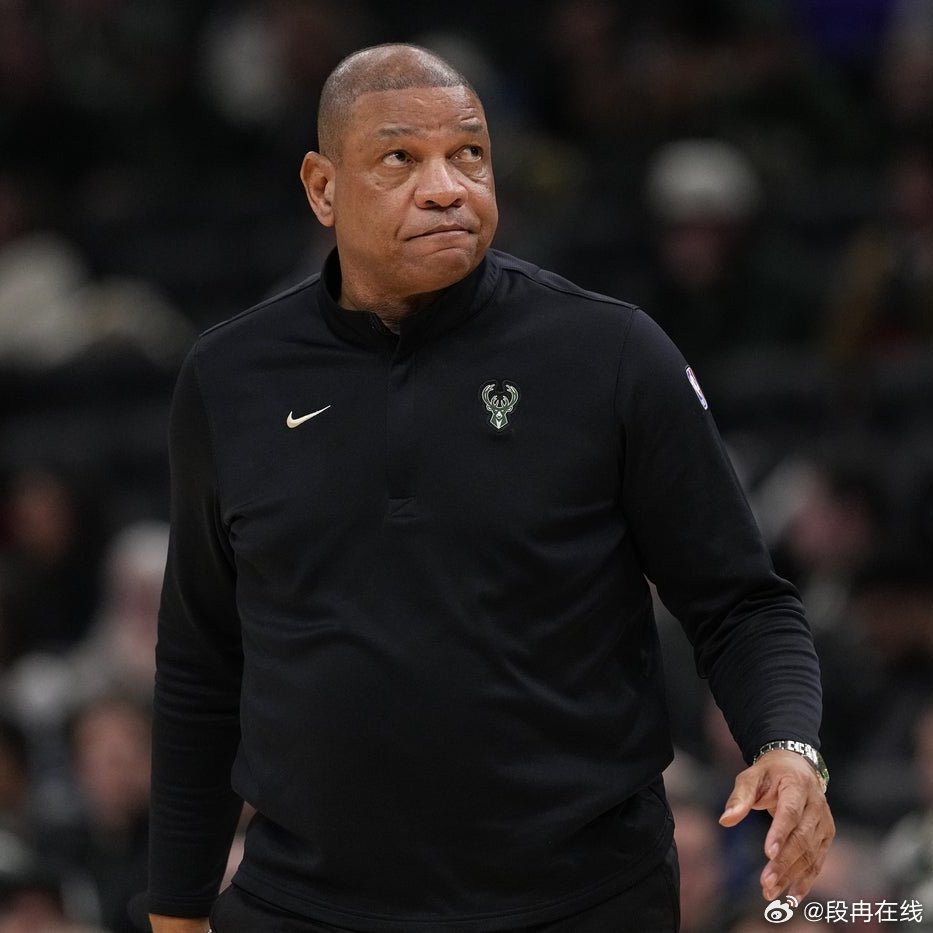 在以106-126不敌76人后，雄鹿队的本赛季之旅正式结束。颠沛流离的雄鹿不但在