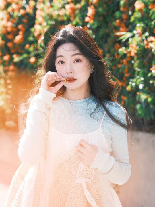藤树下我是我的春天🌼来学！炮仗花拍照姿势