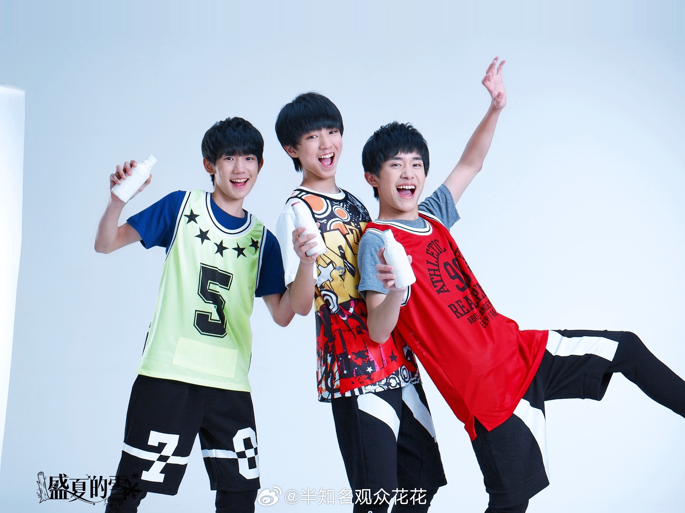 果然是过了保密期了橹穆站姐发了TFBOYS我们的少年时代定妆TFBOYS我们的少