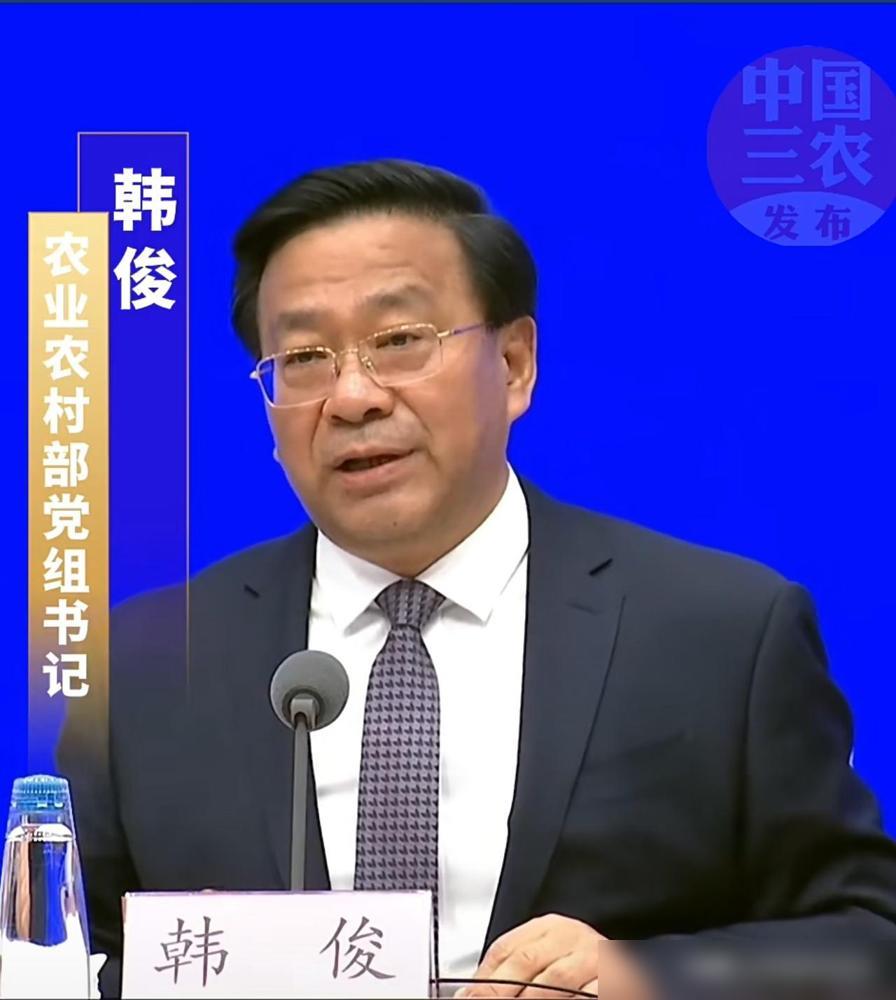 7月1日是个坎儿，有些开着豪车领低保的“聪明人”，这回估计睡不踏实了。

我前两