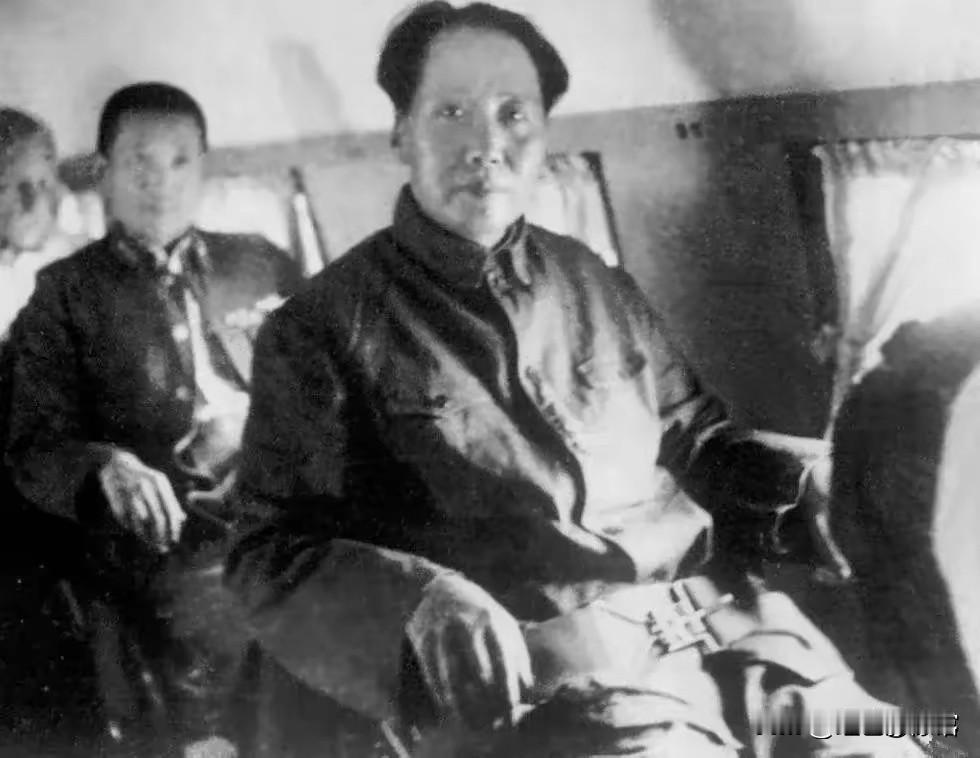 毛主席啊为中国解放操劳了一生！