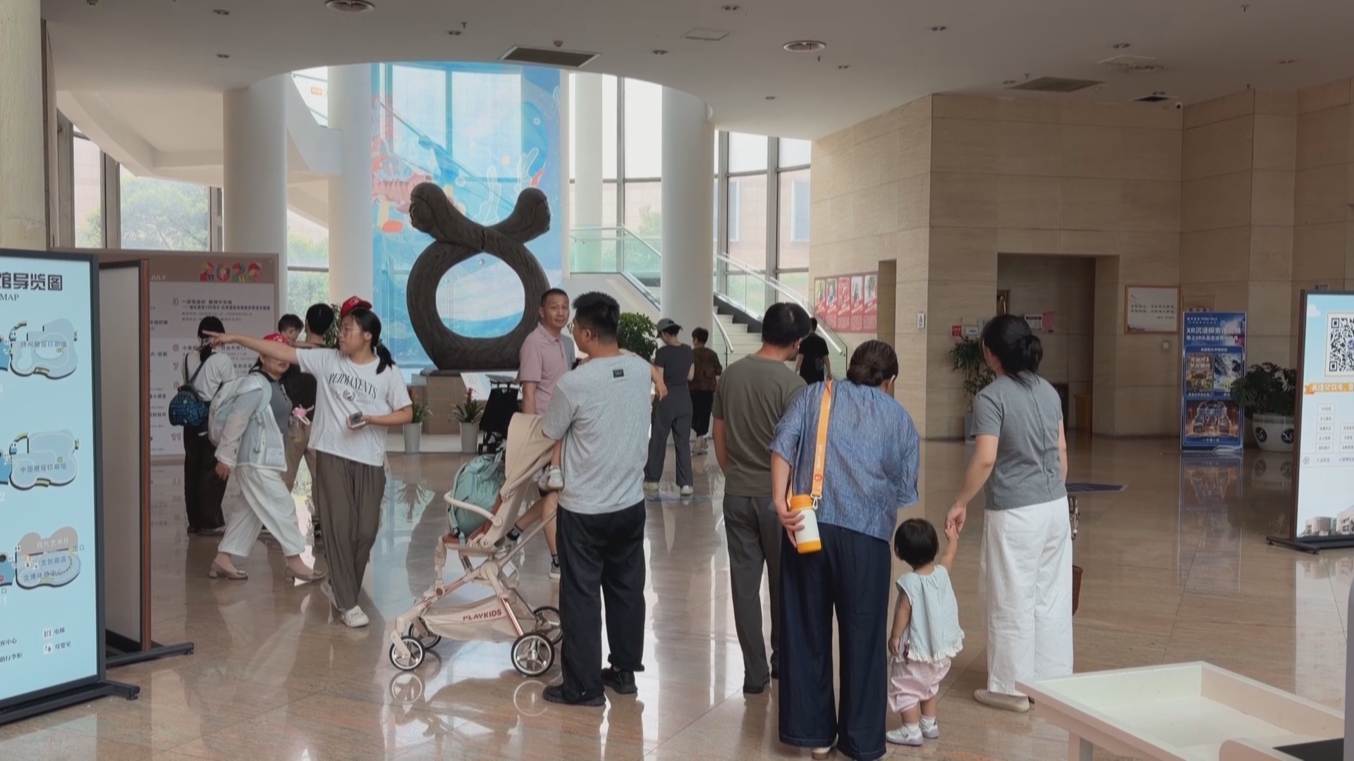 暑假博物馆热度拉满【扬州文博研学升温】拥有140多家文博场馆的扬州，在这个暑期，