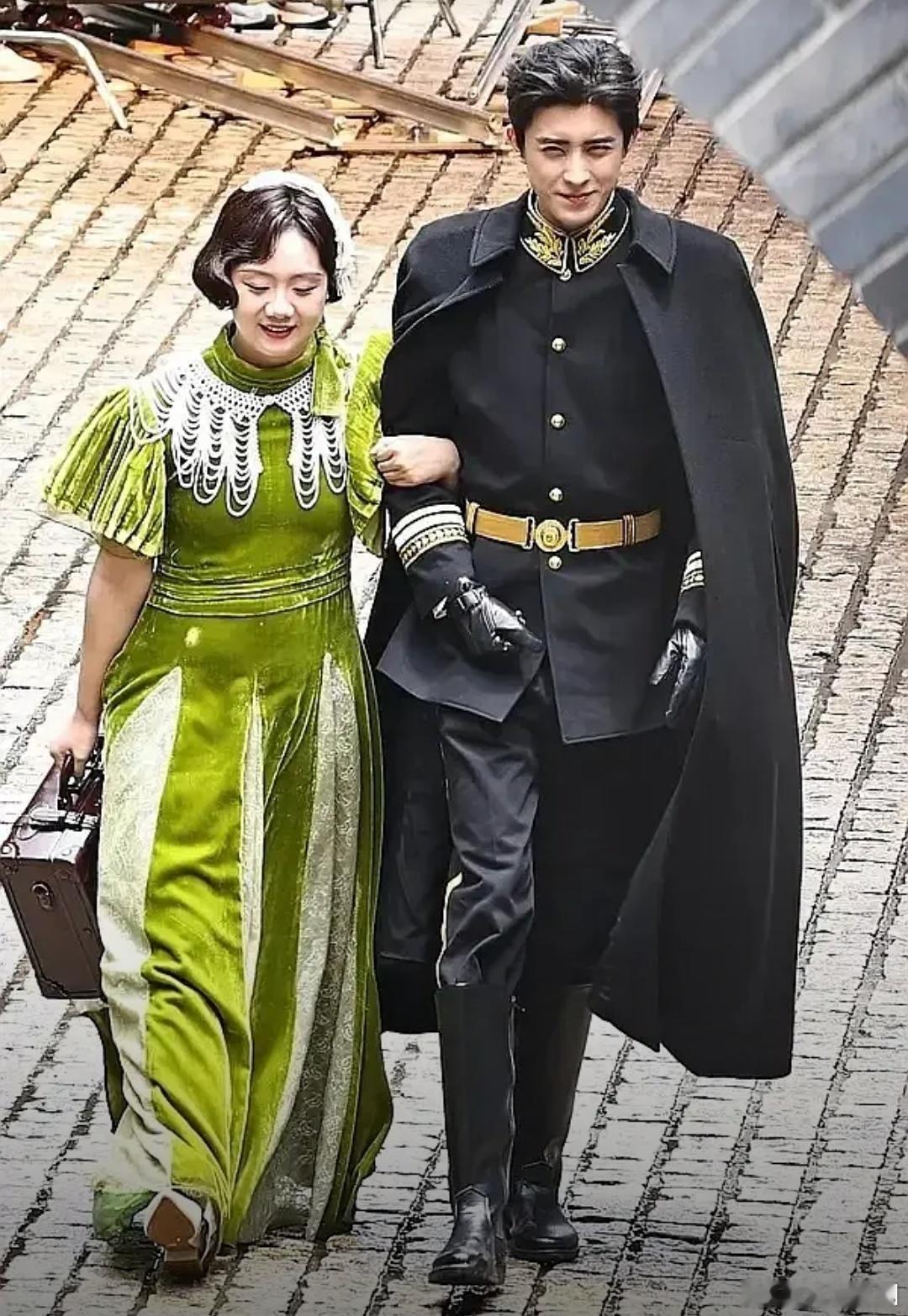 鞠婧祎如果怕被掀桌就好好练练演技吧，毕竟之前也不是没有过