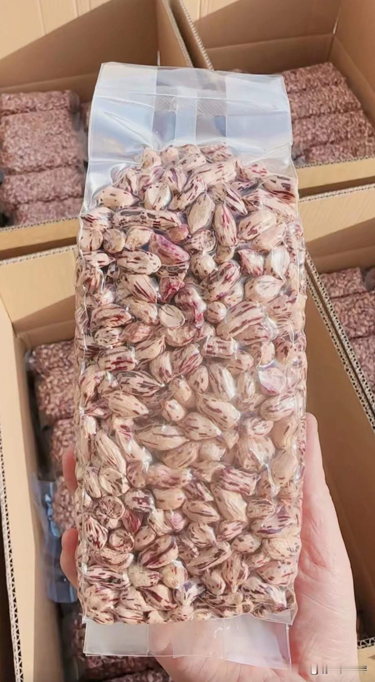 一个人在家做电商，今天又是接近3000单，不过今天的商品利润有点低，一单只能赚2
