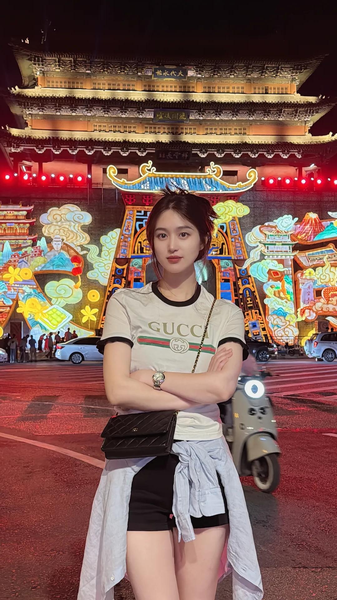生活的边角料都是快乐的证据！有哪些美女让人过目难忘？ 什么样的女人算自然美 美女
