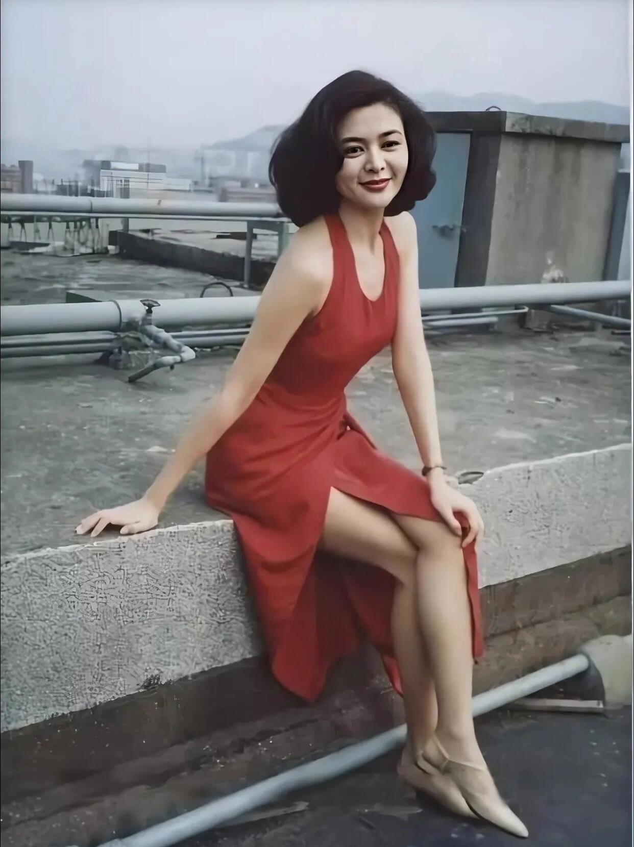 绝了，她是我见过穿红色最好看的女明星 