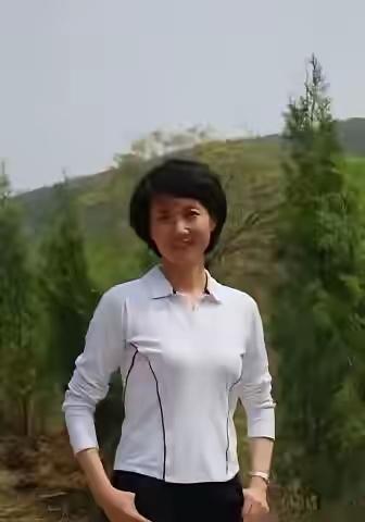 央视最美的女主主持人之一
她的一生光明磊落，从来没有绯闻，而是靠作品说话的
她的
