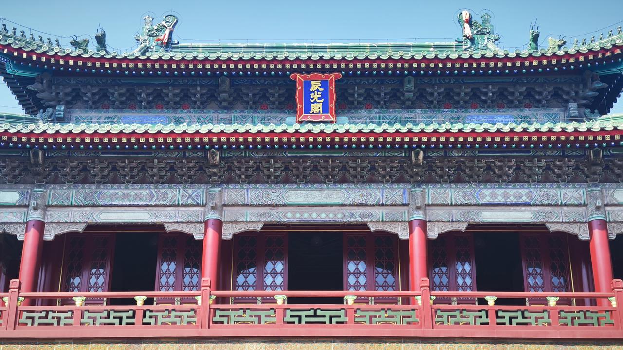 山东古建筑博物馆标志性建筑辰光阁现已开放登楼参观了。有时间来登高体验下。
 
上