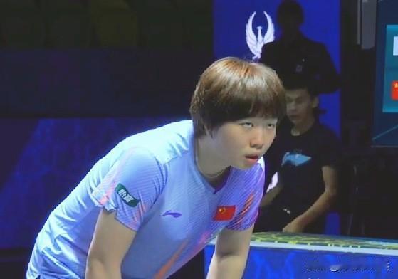蒯曼 2-0 领先张本美和！
第二局，张本美和开局打得很凶悍，连拿三分。

蒯曼