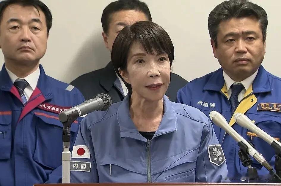 好家伙，元旦第一天，日本那位高市早苗就出来搞动静了。

接受采访时，话里话外又扯