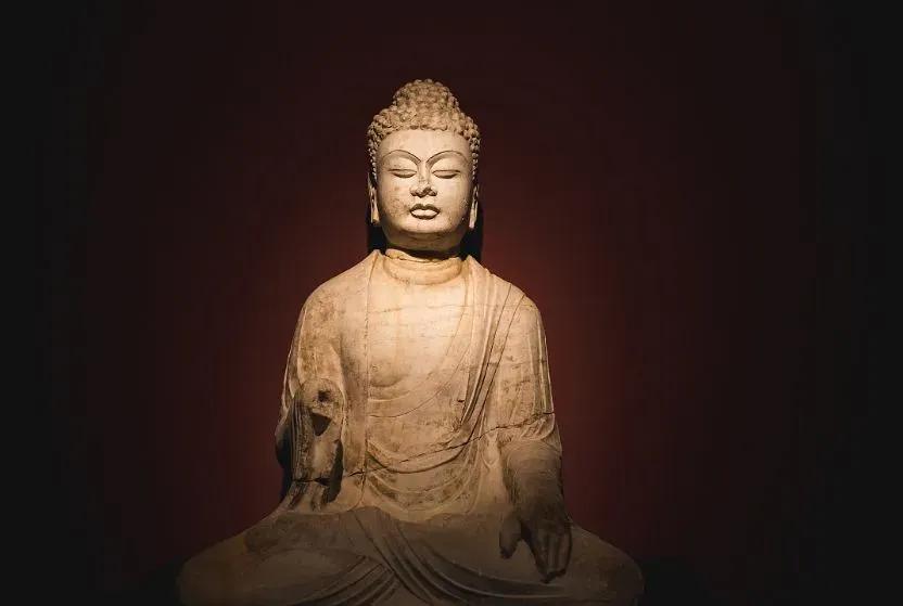 聊聊古代女人史 
《中国历史上最狂的十四个女人》
1、最早的女间谍：西施；
2、