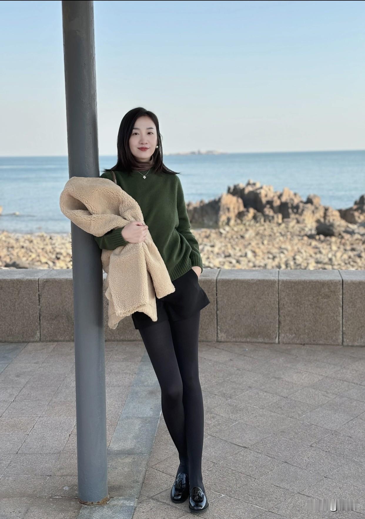 为什么成熟的女人越来越受欢迎成熟女人受欢迎不是没道理。心理学家说神秘感是性感元素