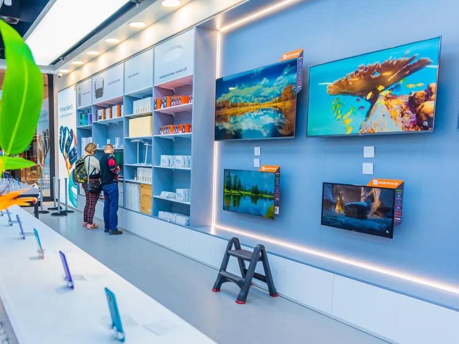 相较于苹果欧洲人更喜欢用中国手机，在欧洲60%以上的西班牙人，用中国品牌手机，其