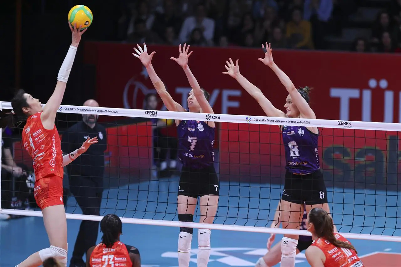 科内利亚诺刷新欧冠连胜纪录朱婷单场4拦贡献16分 29连胜！科内利亚诺客场3-0