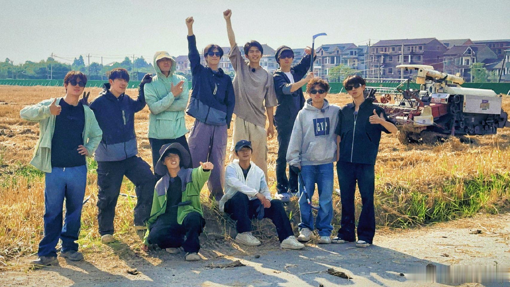种地吧感谢白玉兰认可种地吧实至名归！凭借用心与劳作收获白玉兰提名，扎根农田传递力