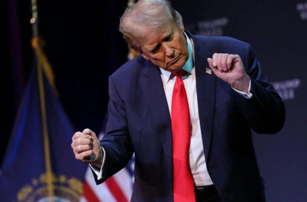 美国急疯了！对华 145% 关税刚降，中国客户却彻底不回头，美媒急得直跺脚：订单