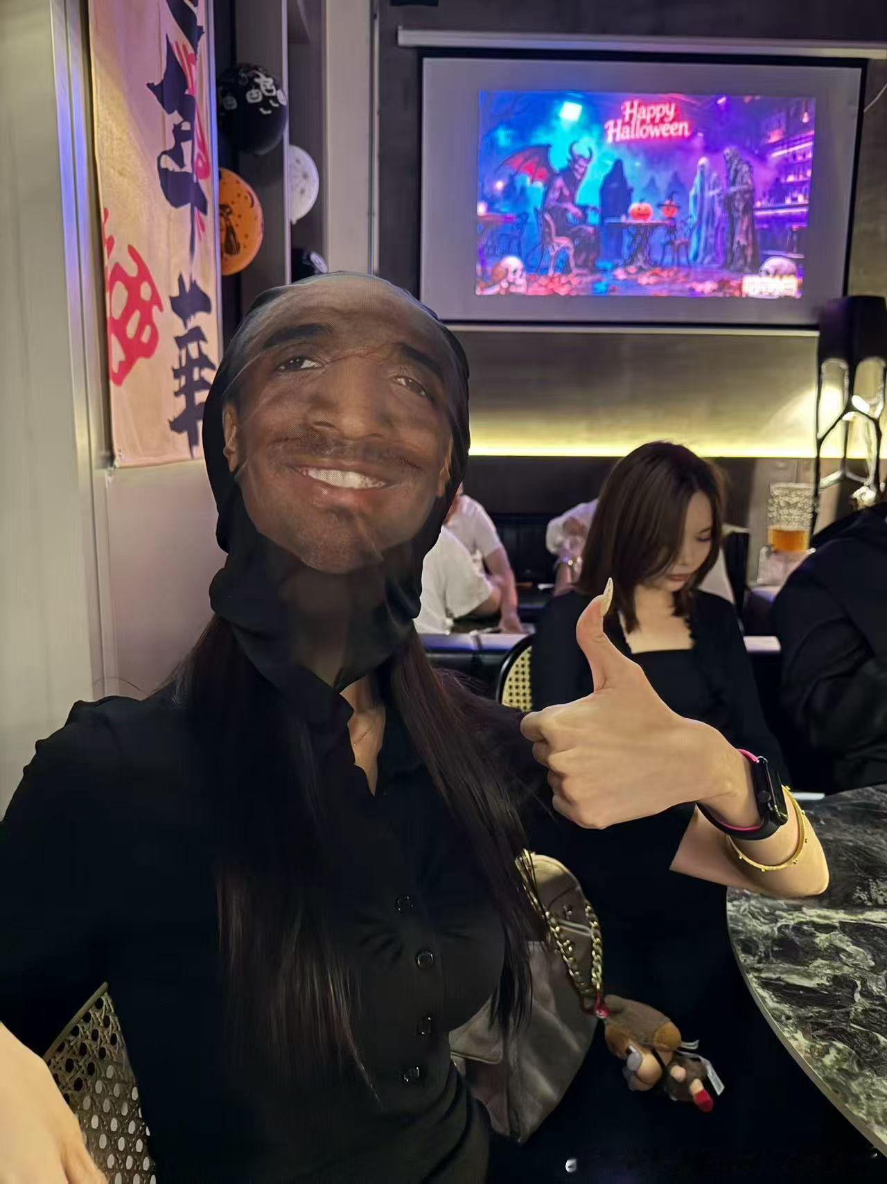 邀请到kobe和kanye唱突然的陀螺 ​​​