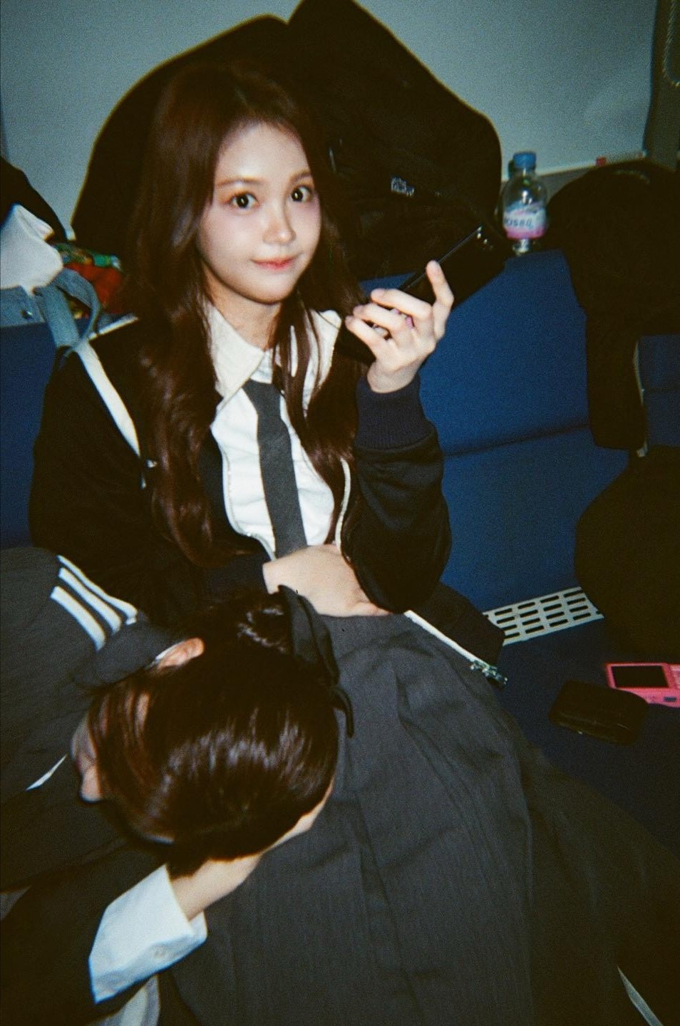 在姐姐腿上睡觉觉的小猪宝🫳🏻 