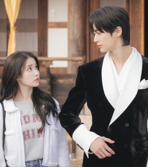 我靠！！！！！！！！！！！！！！！！！！疯了！IU x 边佑锡< 21世纪大君夫