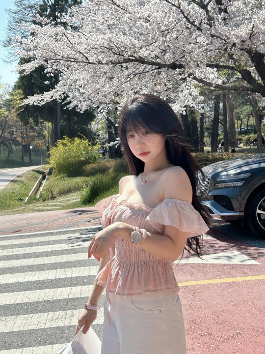 怎么回事！这件小上衣微胖穿更好看了！！