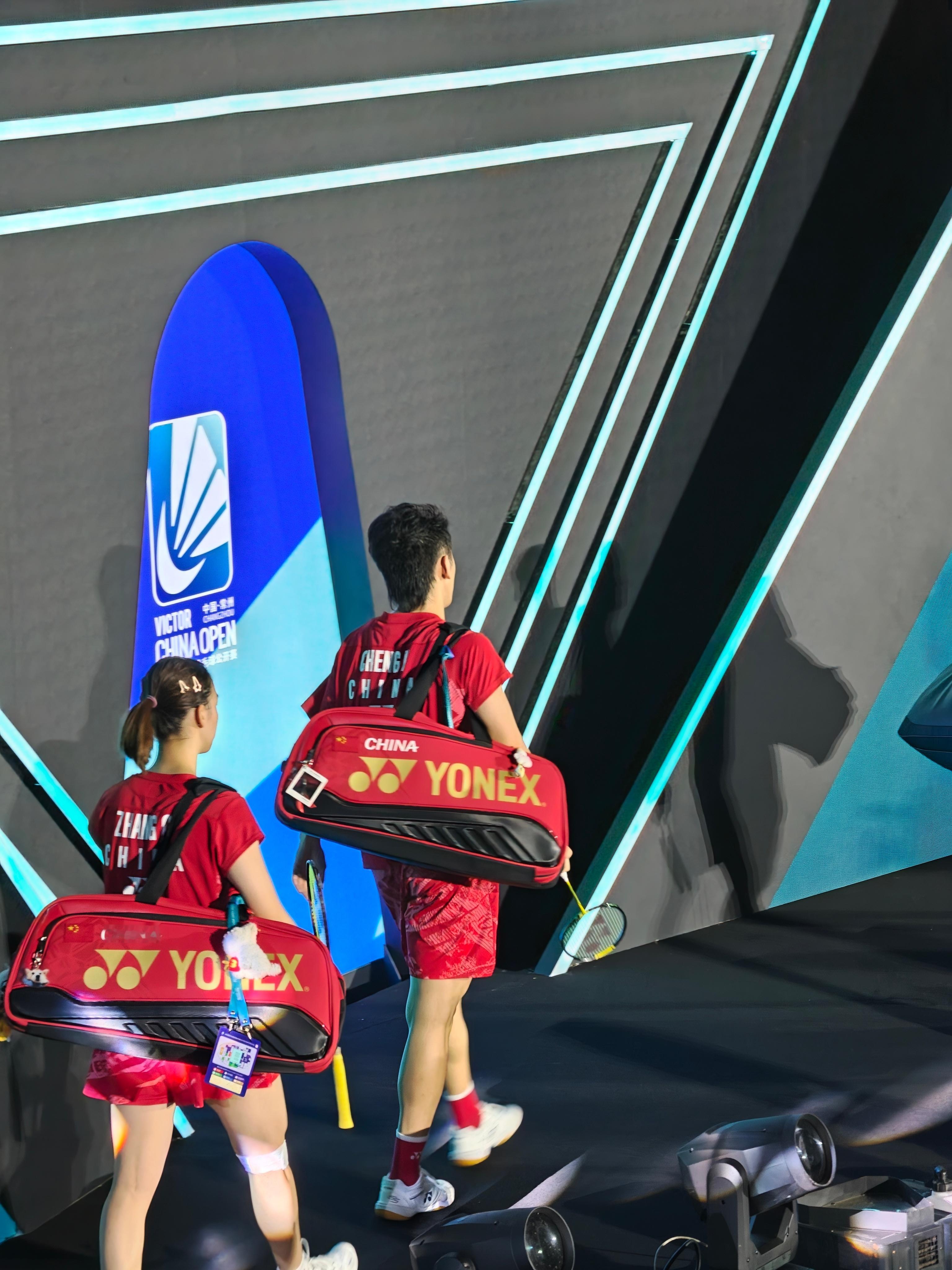 马上开始：程星/张驰🇨🇳 vs 🇮🇩西亚纳维/马尔瓦程星张驰vs西亚纳维