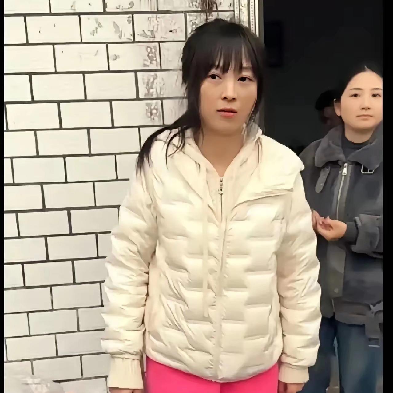 准备一万块钱过年够吗？
今年回家过年，你攒下一万块钱了吗？

有人问，准备一万块