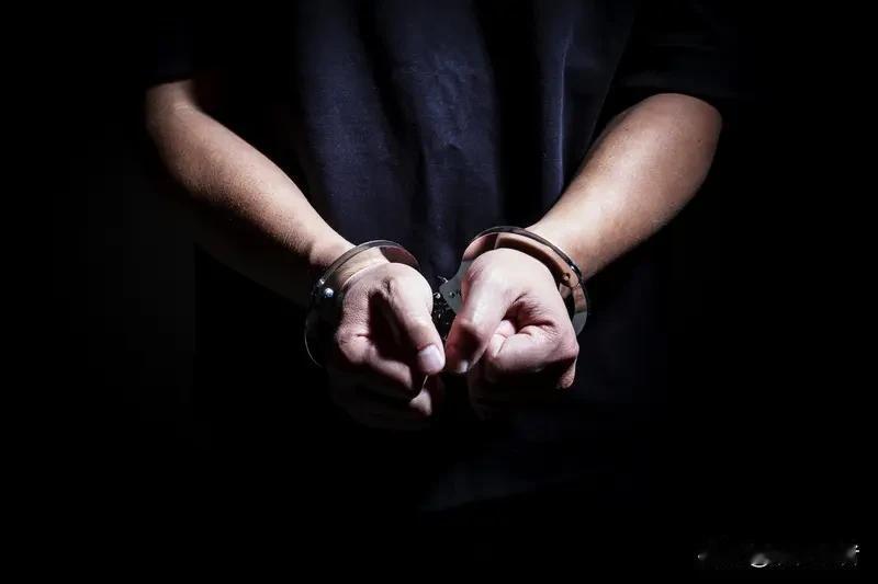 00后利用家用打印机制造超250万假币，北京警方抓获的15名犯罪嫌疑人皆为00后