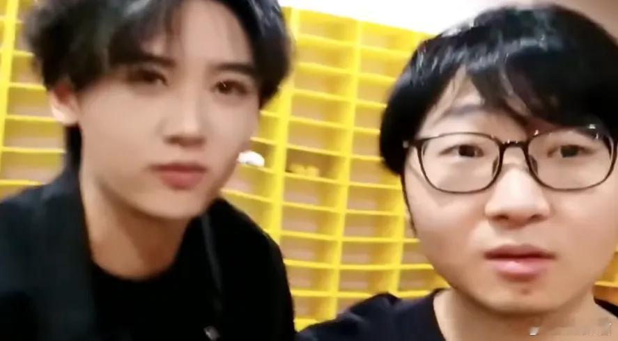 链子哥和鲷哥同框，完了，鲷哥被建模压制了！dota2 ​​​