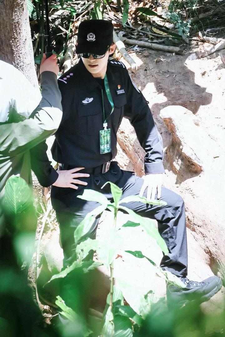 明川有知夏开辟森偶赛道明川有知夏官宣开机《明川有知夏》正式开机，黄景瑜与徐若晗再