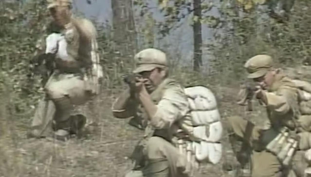 1987年，湖南电视台录制的十八集电视剧《乌龙山剿匪记》以湘西剿匪为题材，笔触凝