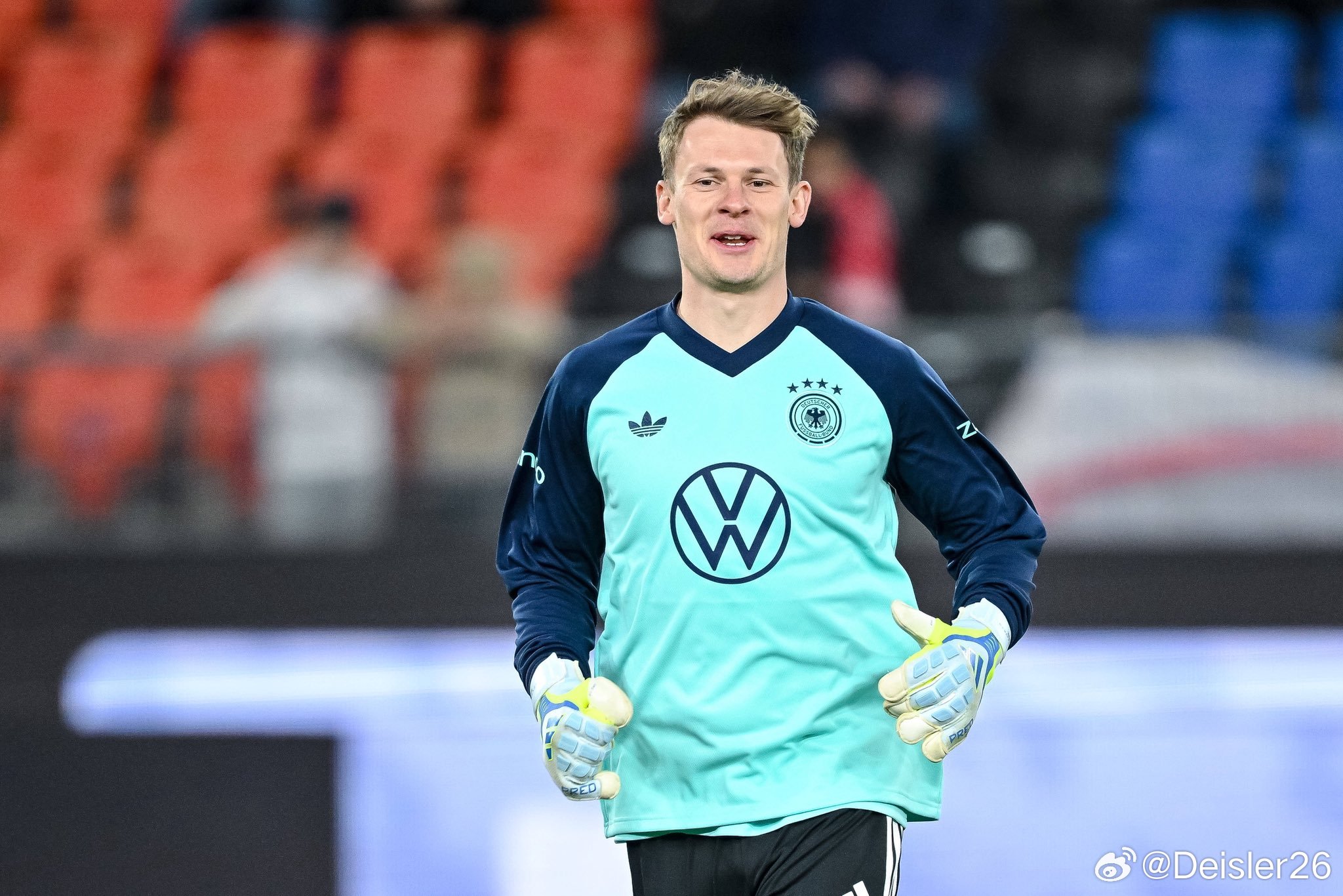 🚨🆕如果一切按計劃進行，亞歷山大·努貝爾將於週一在斯圖加特對陣加納的比賽中首