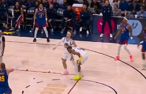 梅尔顿受伤了 一只捂着左手  🙏 勇士vs掘金